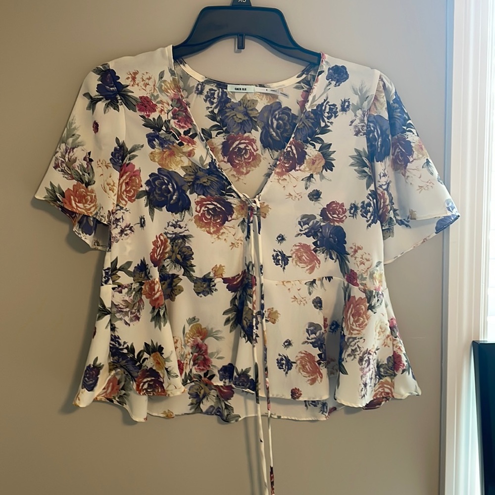 Floral blouse tee